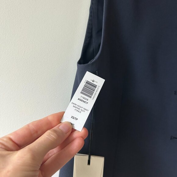 Aritzia Babaton Vest - Picture 8 of 8